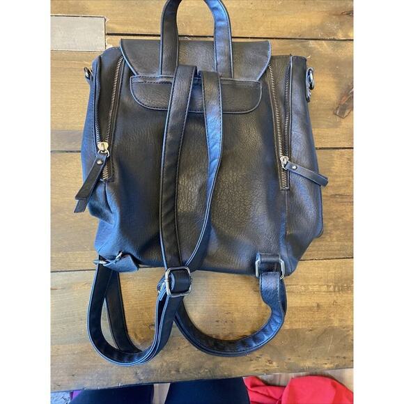 Darcy Marks London‎ Vegan Leather Black Backpack Purse Bag 12x12x5” - Picture 7 of 7